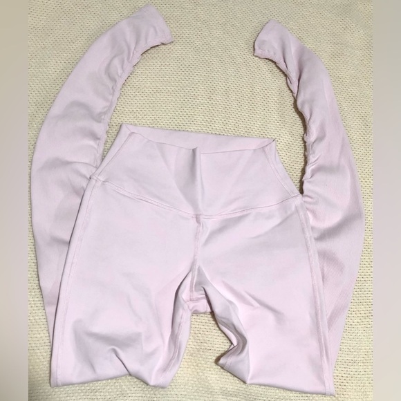 Alo Yoga Goddess Leggings - Picture 6 of 9